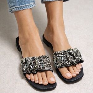 Unilady Black Embellished Women's Sandals